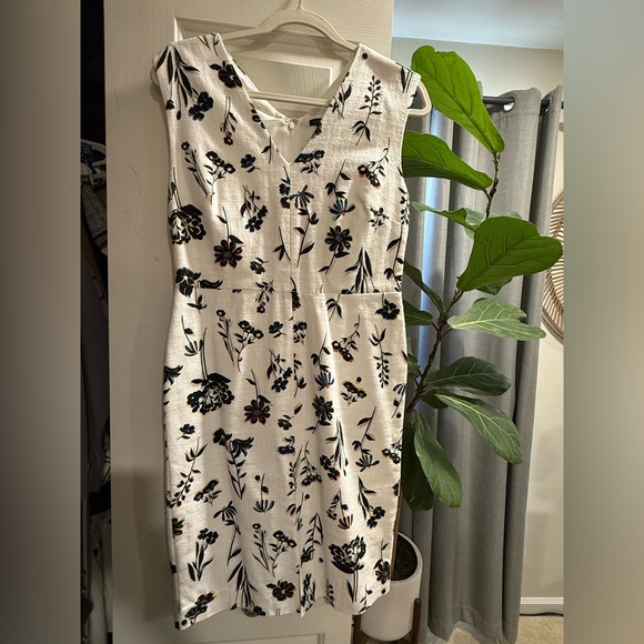 NWT Ann Taylor Black and White Floral Midi Dress - Picture 2 of 5
